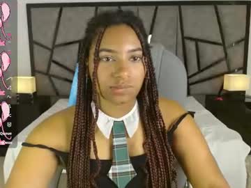 coral_echeverri cam model profile image
